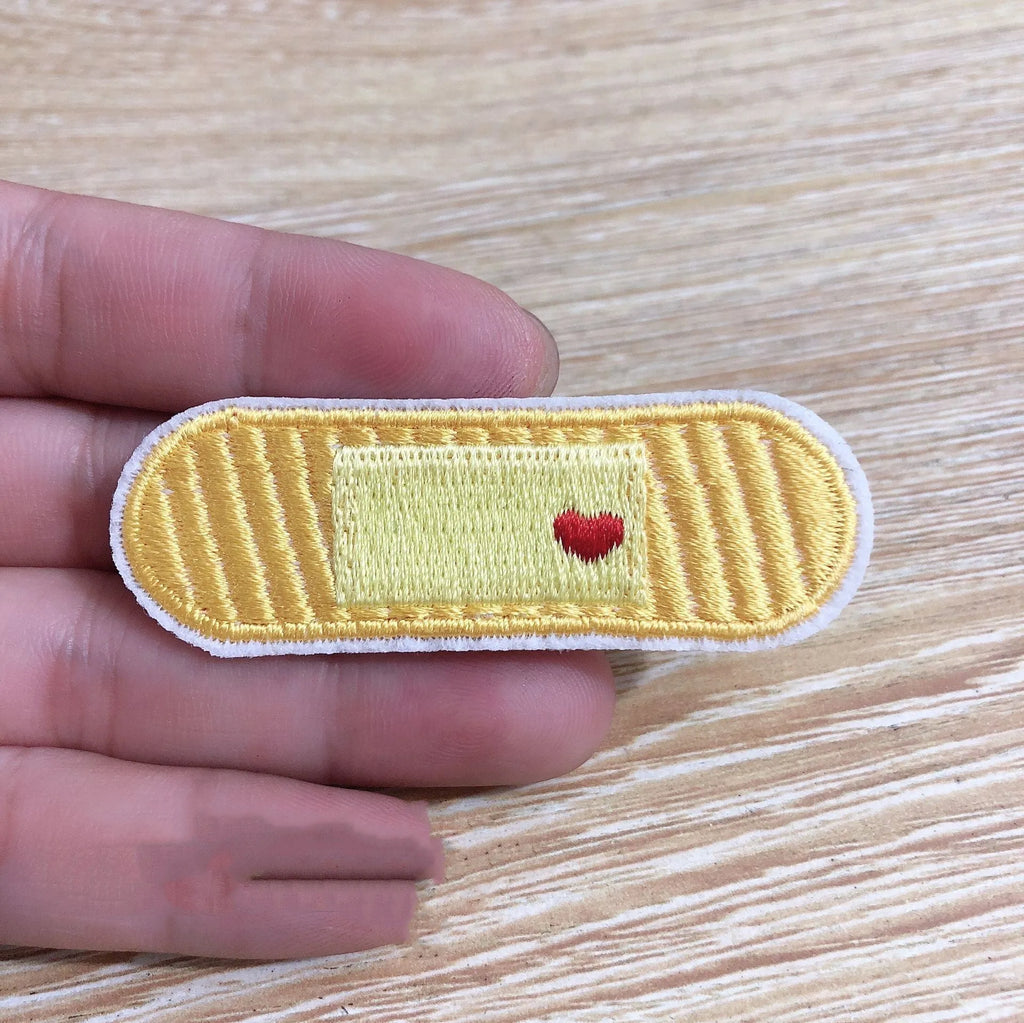 Embroidered textile patch badges with detailed lace craft embroidery for clothing decoration