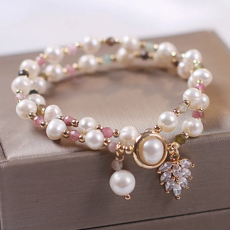 Red cat's eye flowers pattern double layer crystal bracelet with lucky cat charm