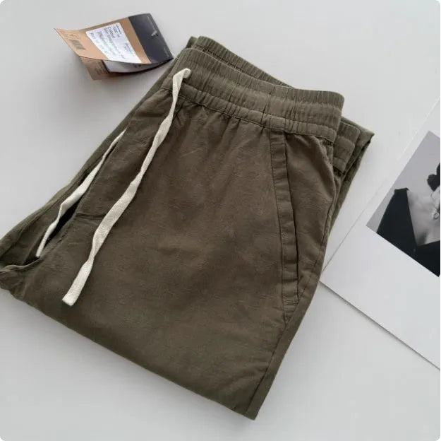 Men's loose straight leg casual pants in thin summer fabric with drawstring waistband