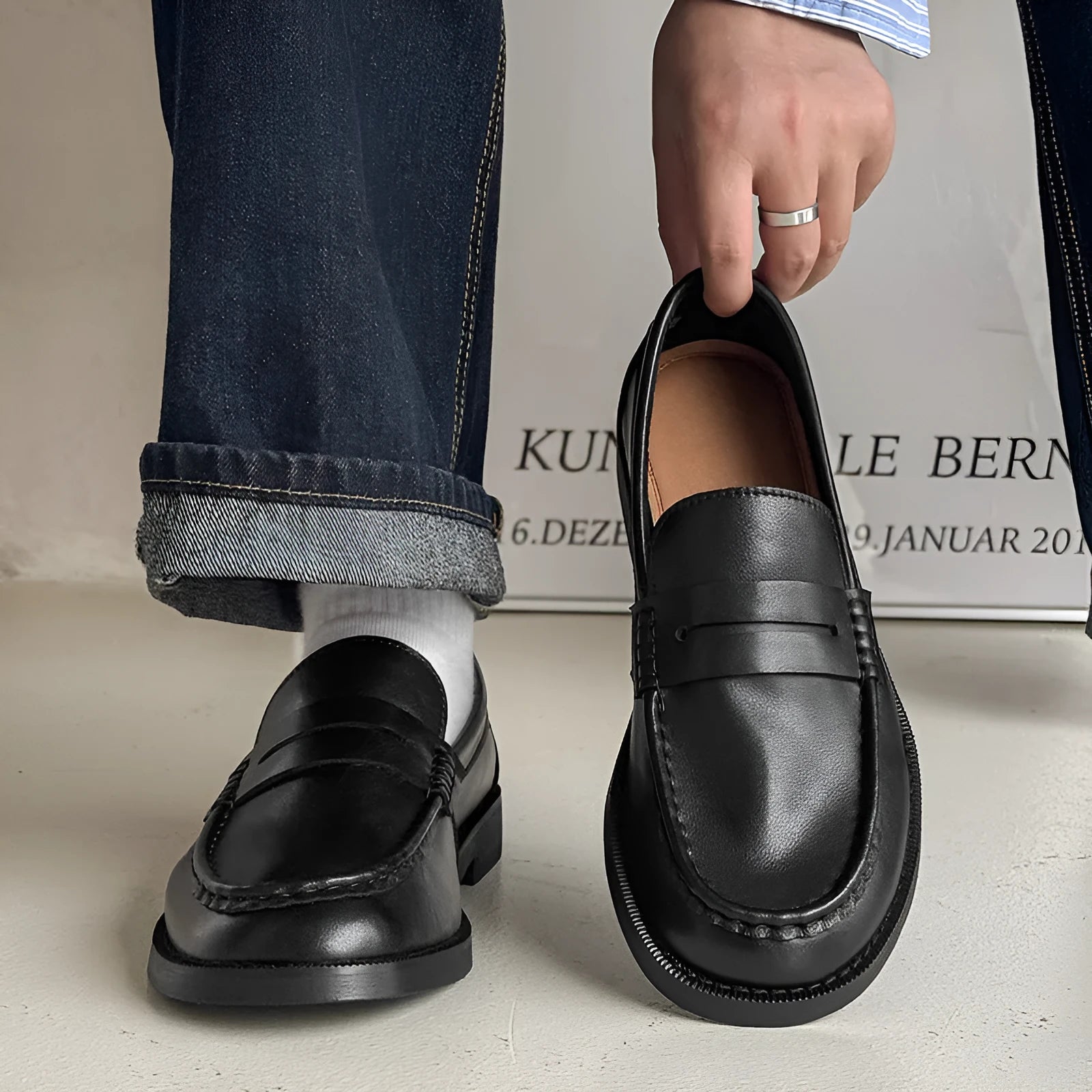 Men's retro style slip-on casual shoes in microfiber PU available in four colours