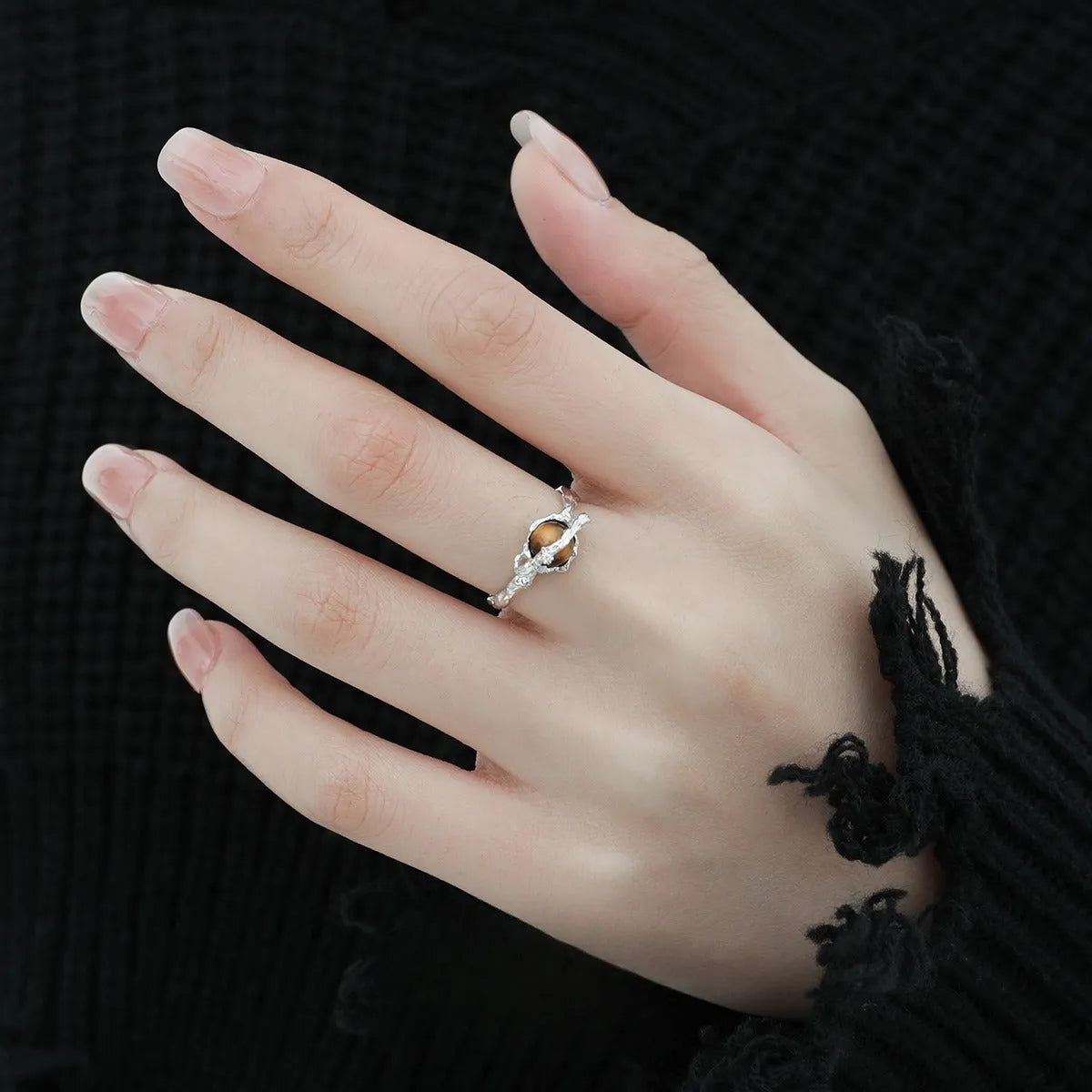 Women's adjustable silver ring with Saturn and Tigereye design in white gold electroplated finish