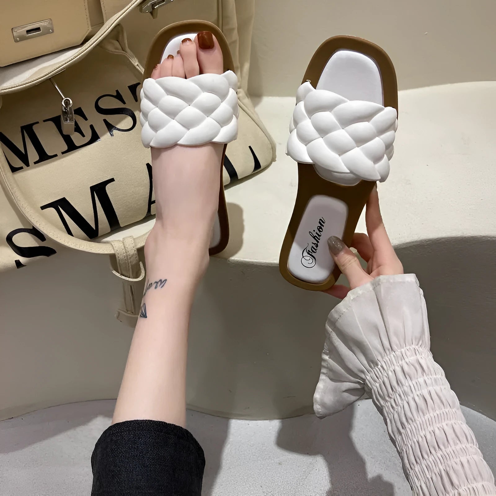 Women's plaid pattern beach sandals with thick anti-skid PVC soles in black, green, orange and white colours