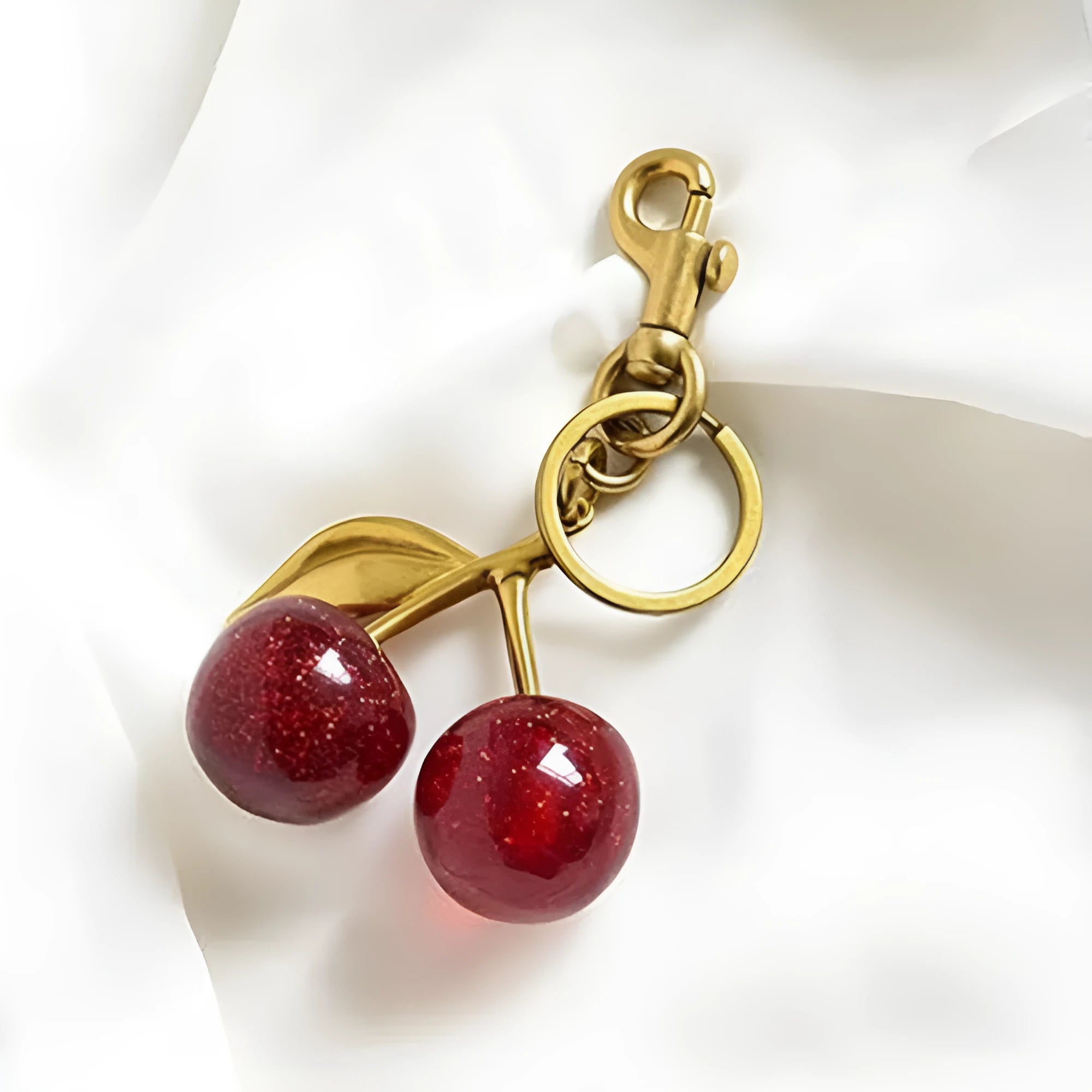 Red zinc alloy three-dimensional key ring pendant for car keys and women's bags