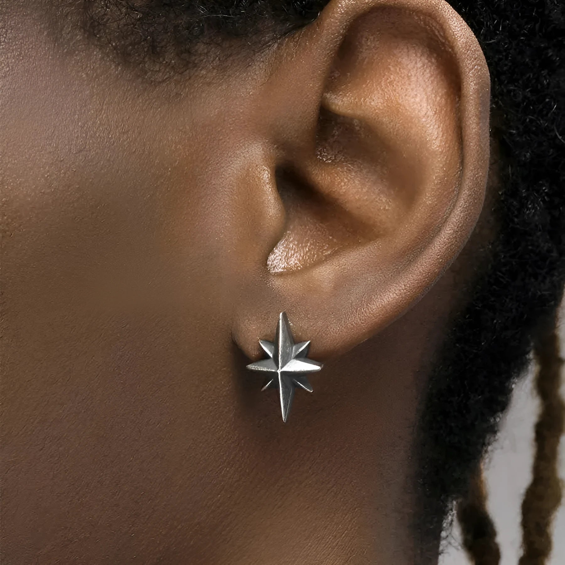 925 silver old stereo earrings with compact 12mm width and 18mm height on a plain background