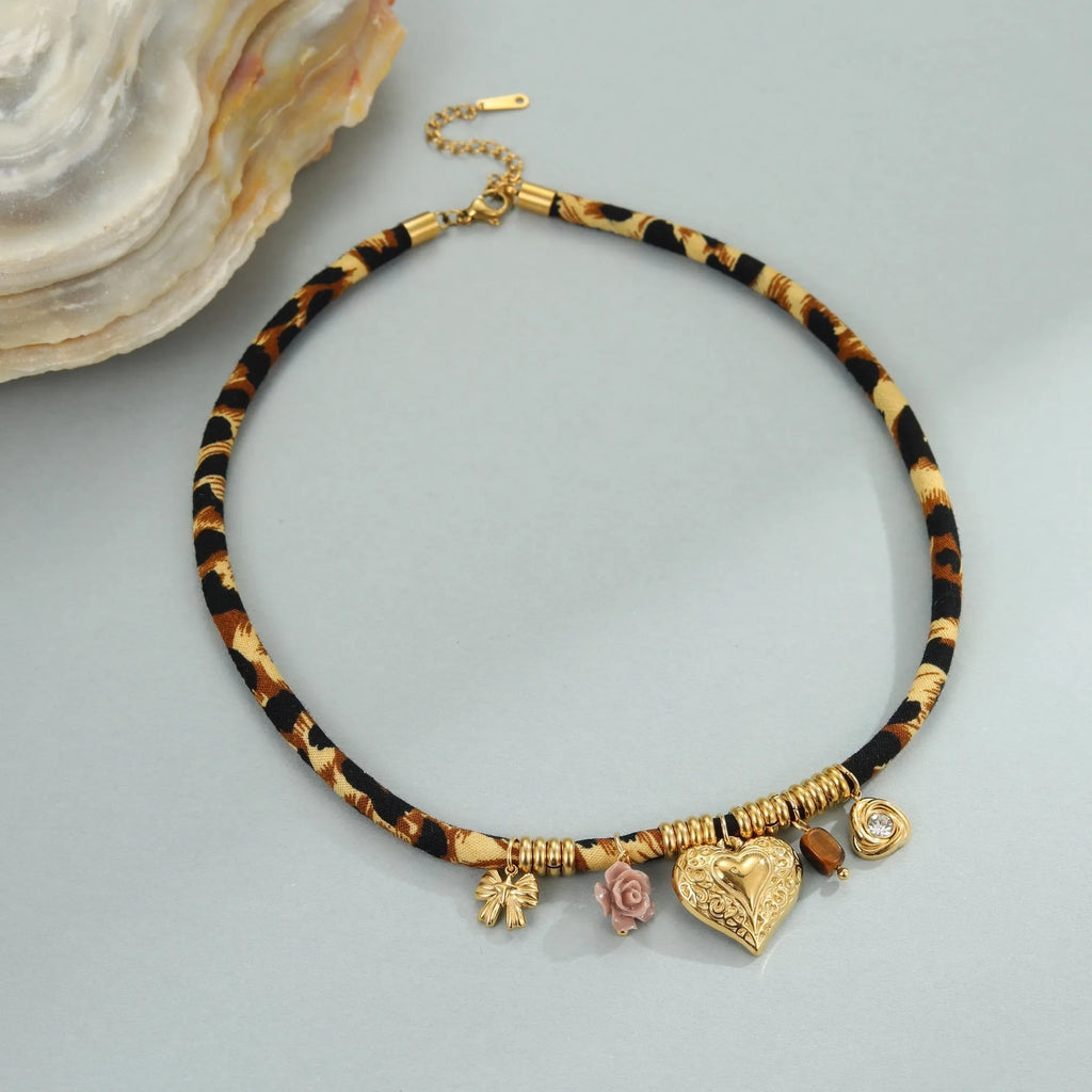 Women's geometric leopard design necklace in stainless steel with gold plating and adjustable chain